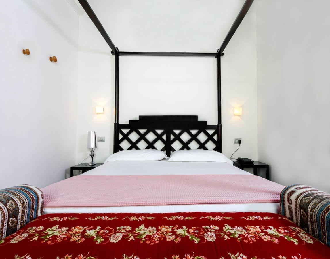 Albergo Ristorante Madonnina Cantello Екстериор снимка